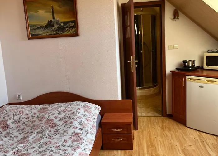 Nad Morzem-wajolet Pansiyon *